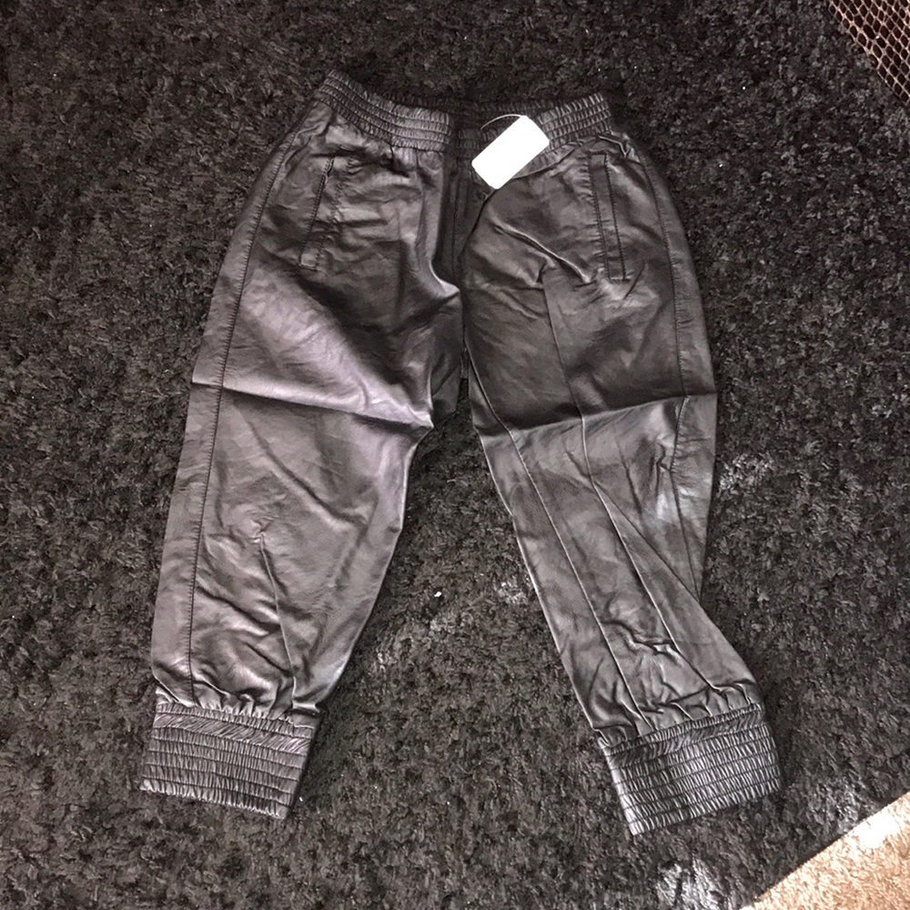 Black leather Capri